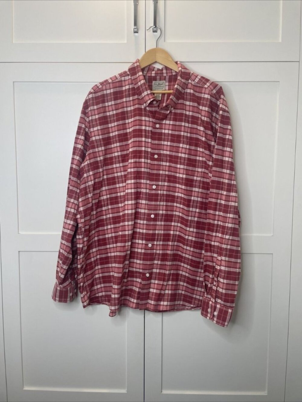 L.L. Bean Button Up Shirt Men's Size XXL REG Red Wrinkle Free Traditional Fit